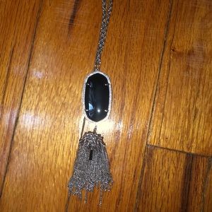 Kendra Scott necklace